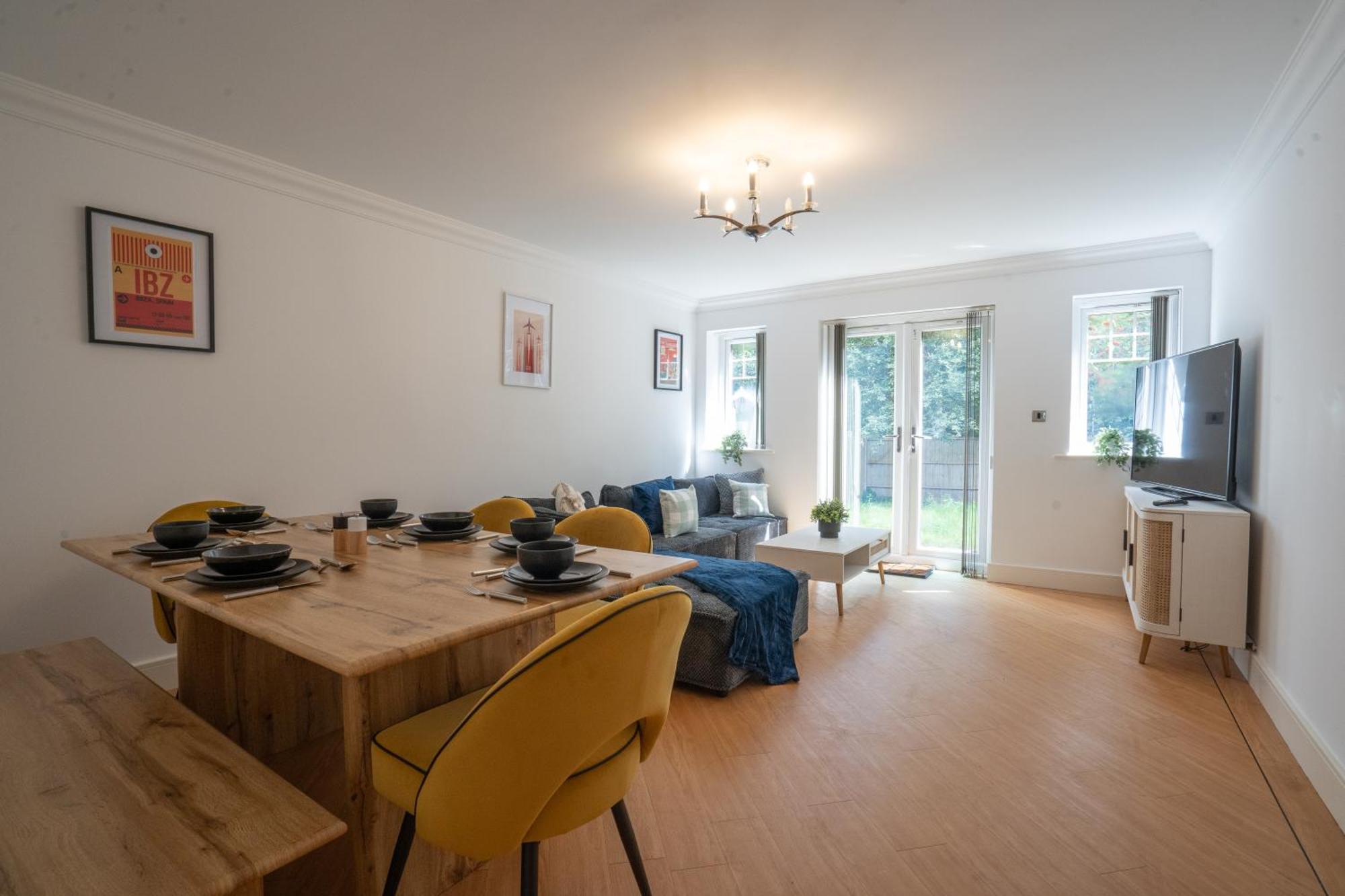 Vila Emirates House, Luxe 5 Bed, With King Sized Beds, Next To Aiport & Nec, Jlr 5 Mins Marston Green Exteriér fotografie