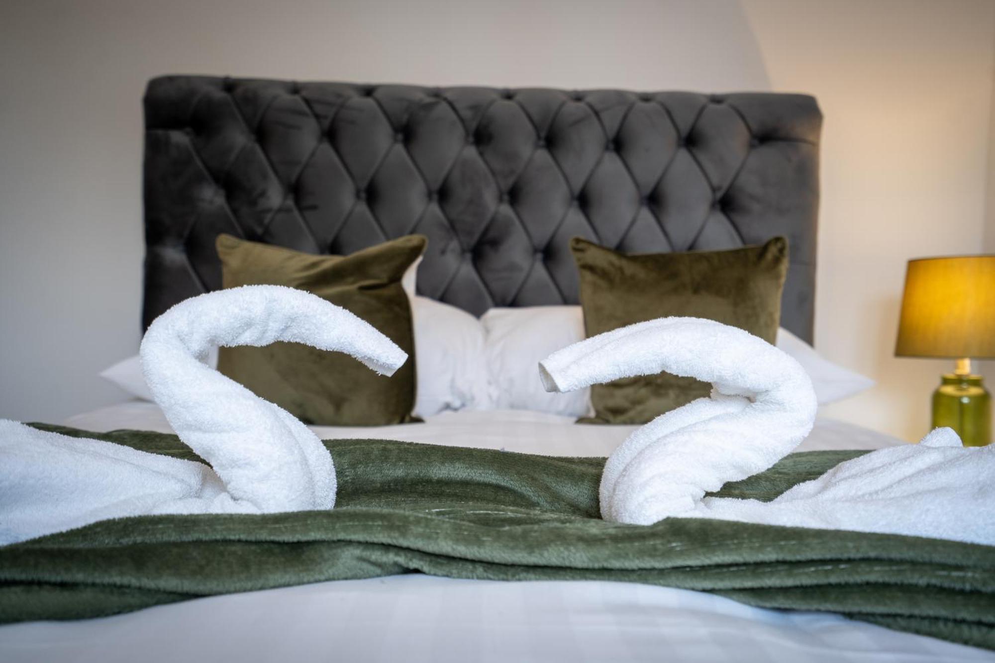 Vila Emirates House, Luxe 5 Bed, With King Sized Beds, Next To Aiport & Nec, Jlr 5 Mins Marston Green Exteriér fotografie