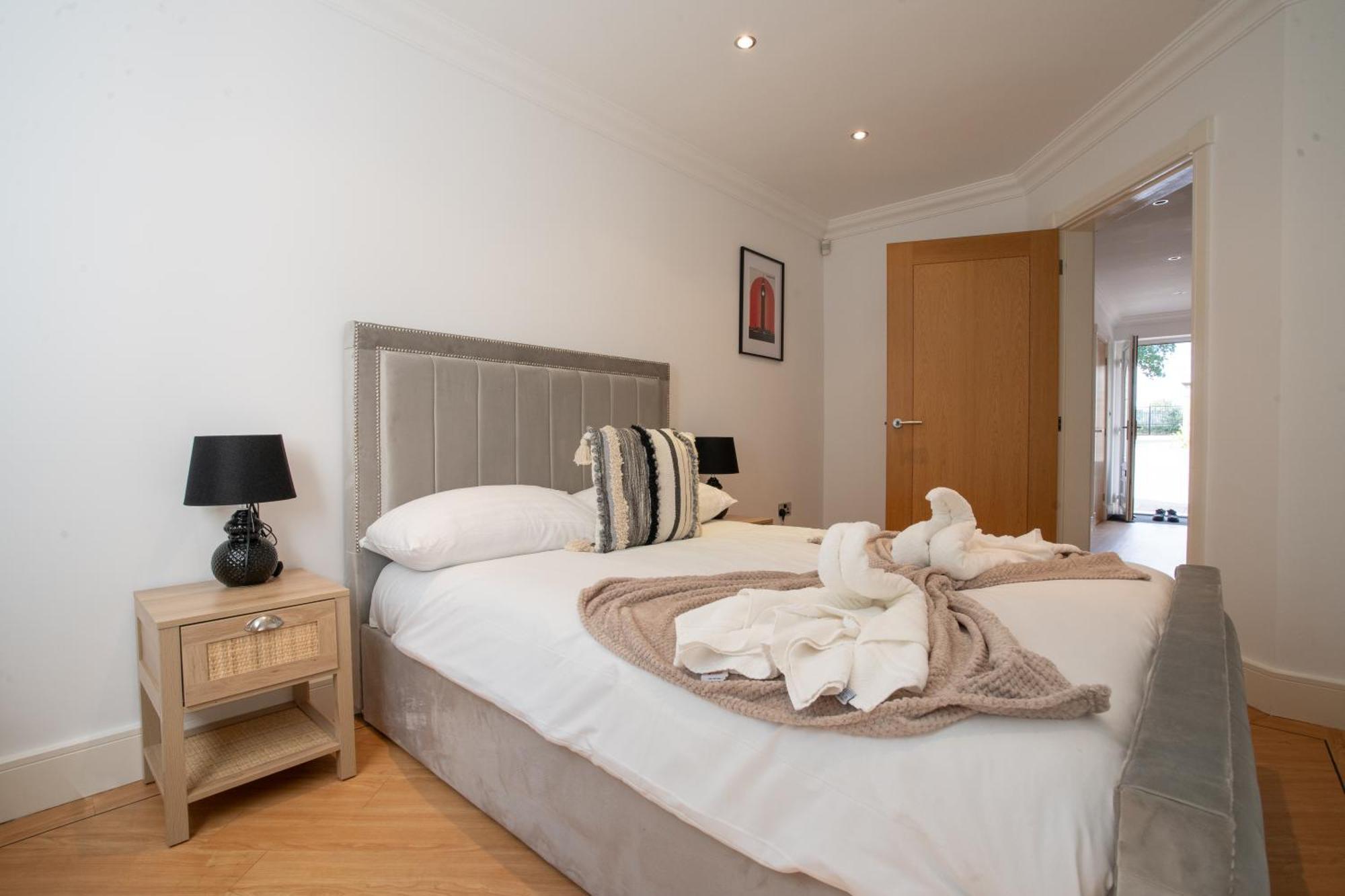 Vila Emirates House, Luxe 5 Bed, With King Sized Beds, Next To Aiport & Nec, Jlr 5 Mins Marston Green Exteriér fotografie