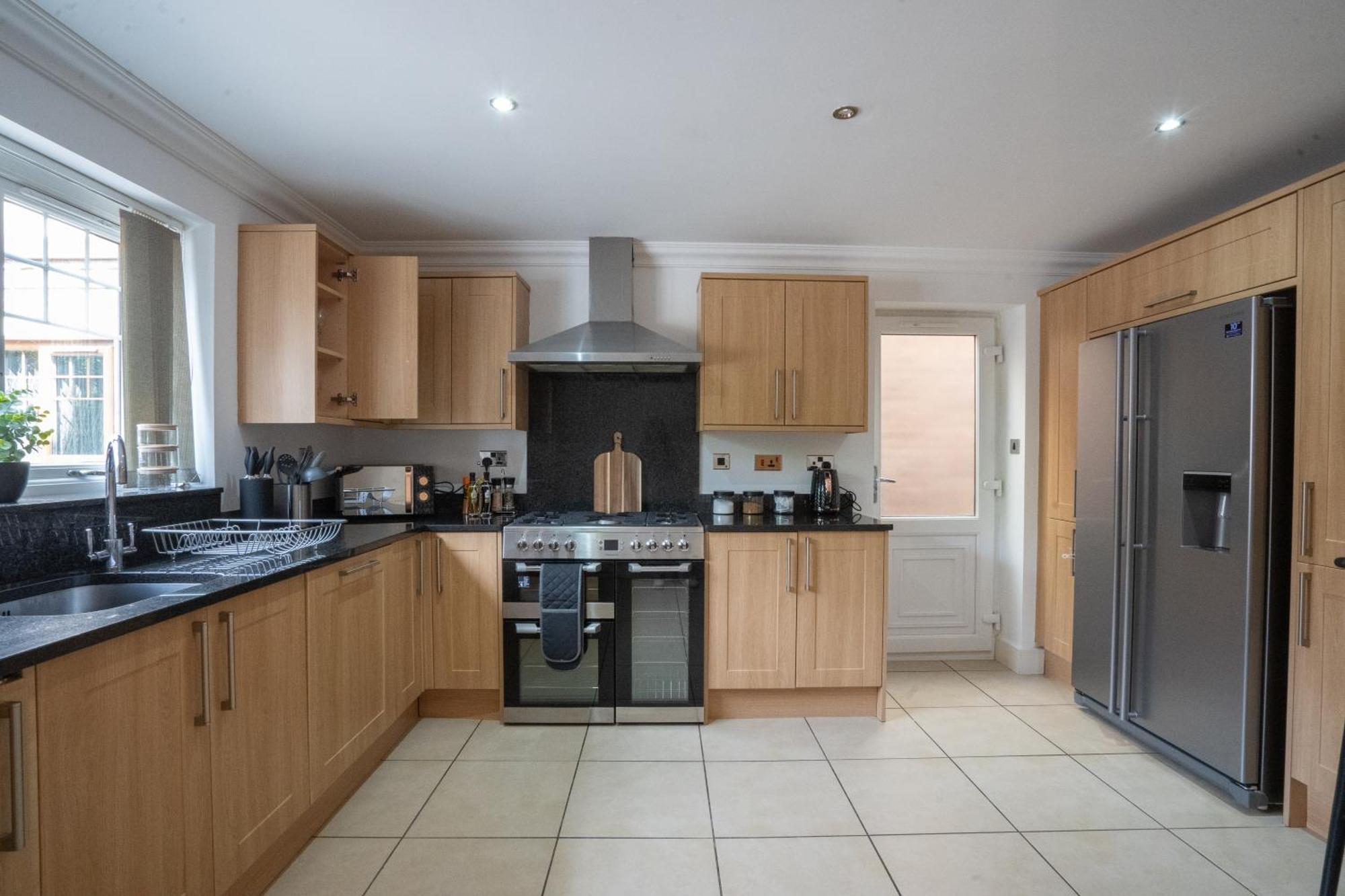 Vila Emirates House, Luxe 5 Bed, With King Sized Beds, Next To Aiport & Nec, Jlr 5 Mins Marston Green Exteriér fotografie