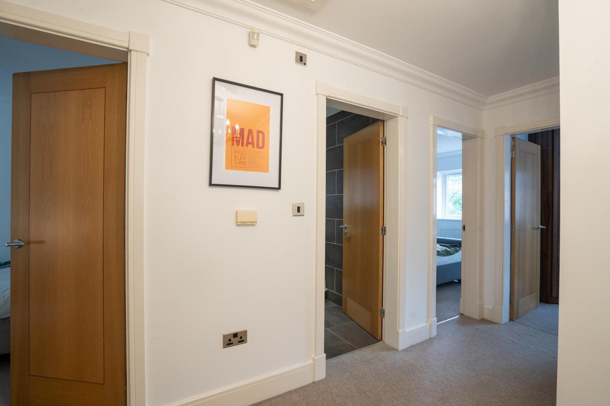 Vila Emirates House, Luxe 5 Bed, With King Sized Beds, Next To Aiport & Nec, Jlr 5 Mins Marston Green Exteriér fotografie
